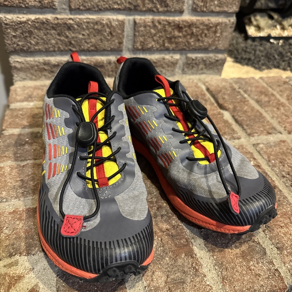Merrell MK268072 Agility Peak Trail Running Shoes 6M Kids Lava Red Grey #0007